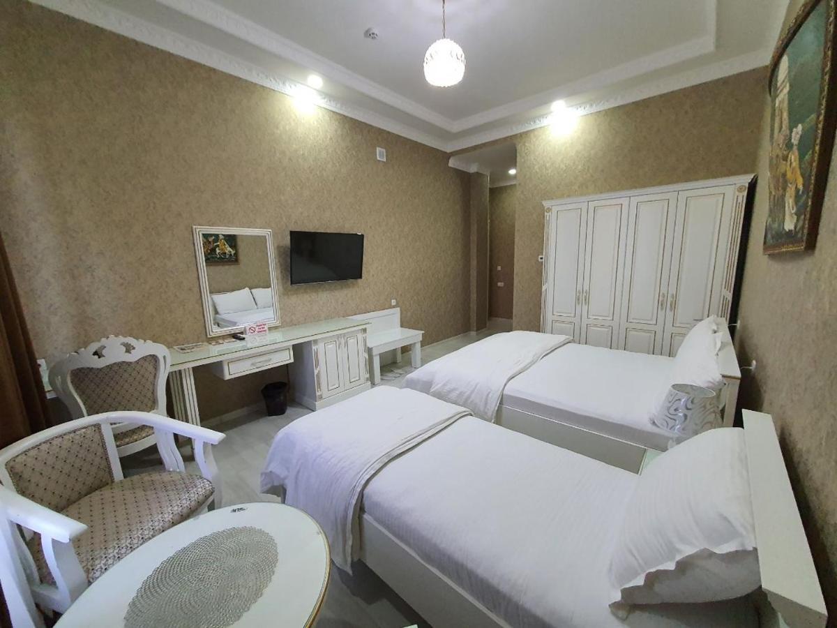 Ideal Hotel Samarkand Esterno foto